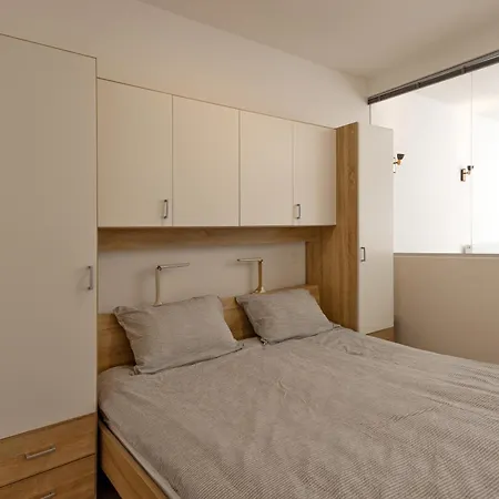 Apartmaji 